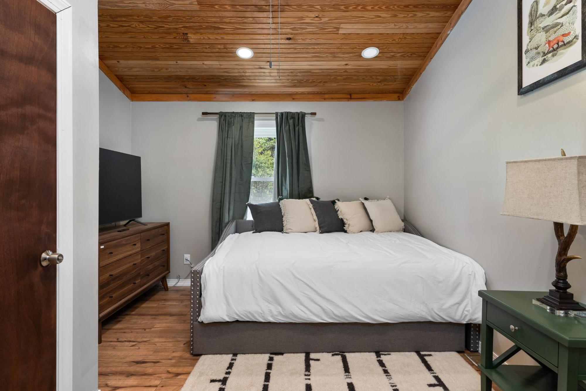 Laurelville Spacious Cabin Near Hocking Hills And Caves With Hot Tub And Firepit מראה חיצוני תמונה