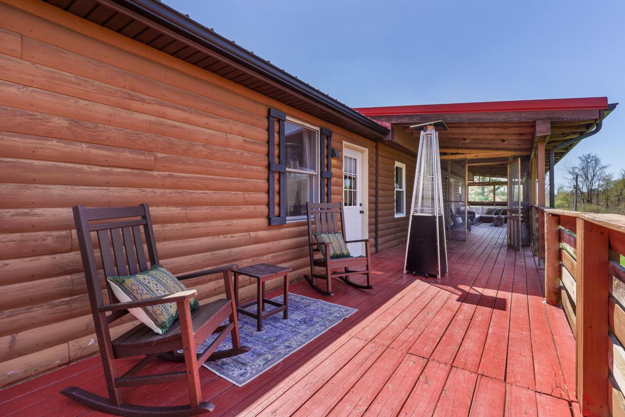 Laurelville Spacious Cabin Near Hocking Hills And Caves With Hot Tub And Firepit מראה חיצוני תמונה