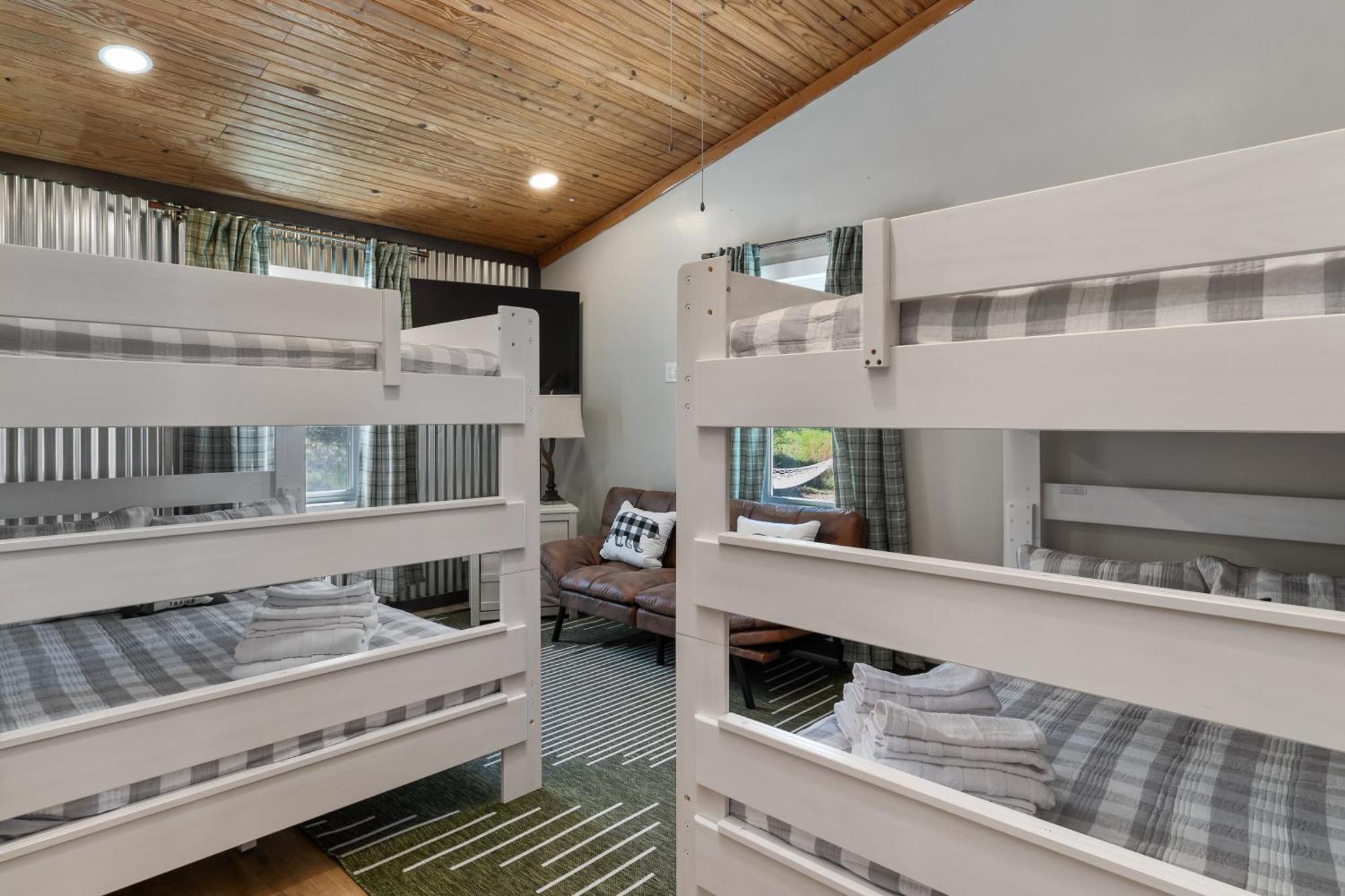 Laurelville Spacious Cabin Near Hocking Hills And Caves With Hot Tub And Firepit מראה חיצוני תמונה
