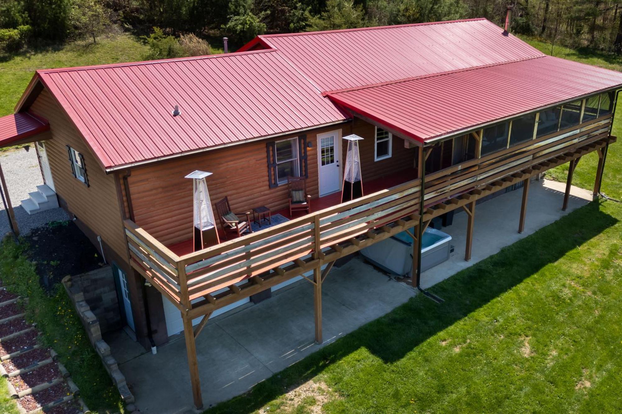 Laurelville Spacious Cabin Near Hocking Hills And Caves With Hot Tub And Firepit מראה חיצוני תמונה