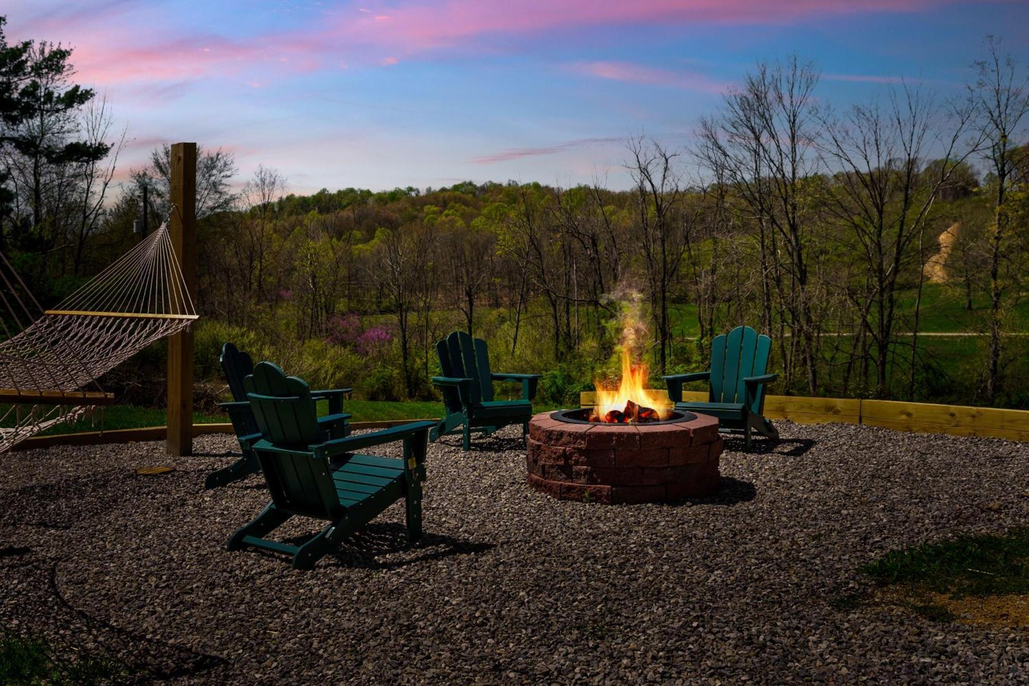 Laurelville Spacious Cabin Near Hocking Hills And Caves With Hot Tub And Firepit מראה חיצוני תמונה